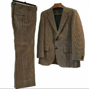 42 Reg vintage Scottish Tweed Plaid Wool Suit